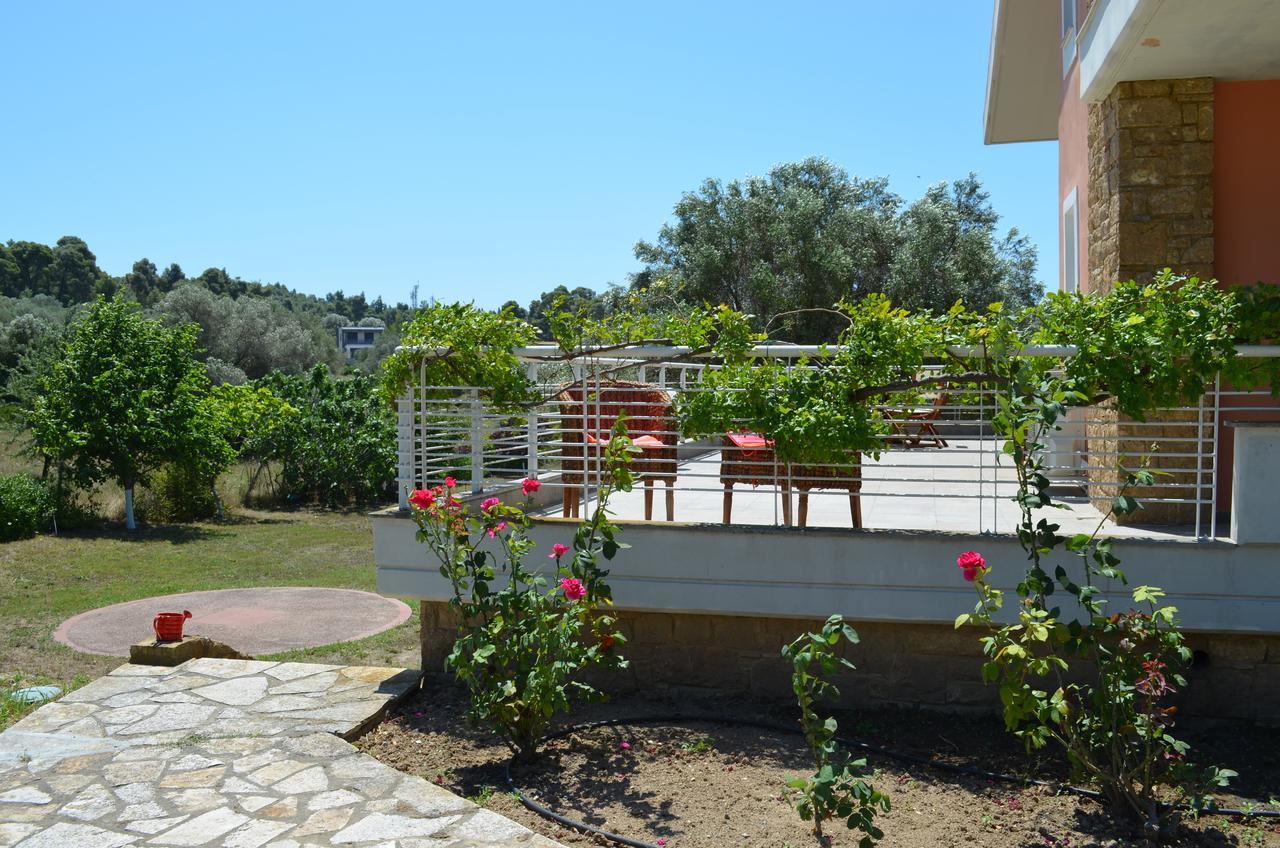 Olivos Villa Sani Сани Бийч Екстериор снимка